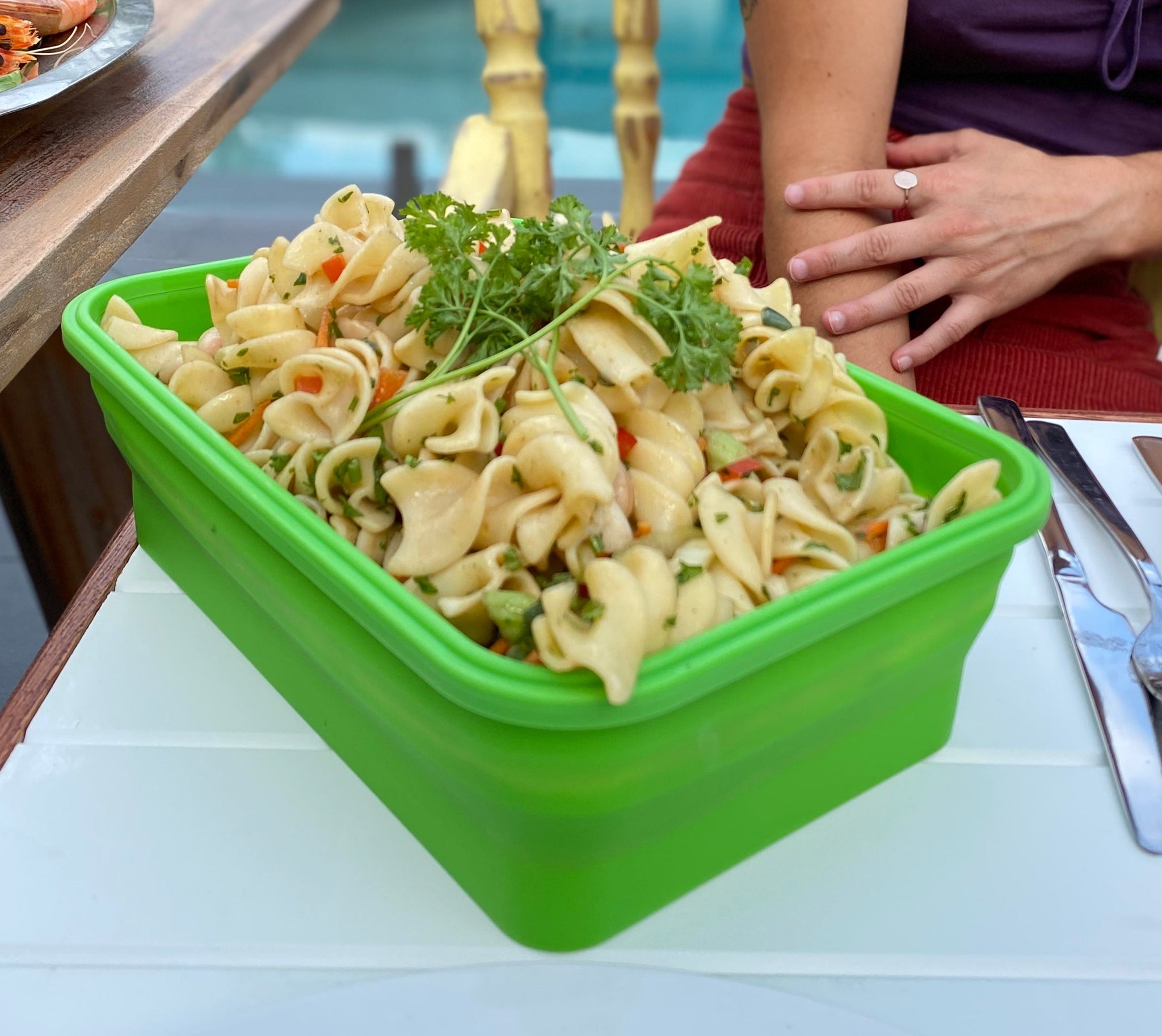 Family Feast Combo + FREE Large Set  (3-pc)