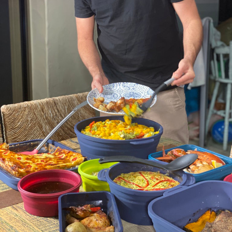 ALL SIZES Ovenware Set (8-pc) with FREE Oven Mitts