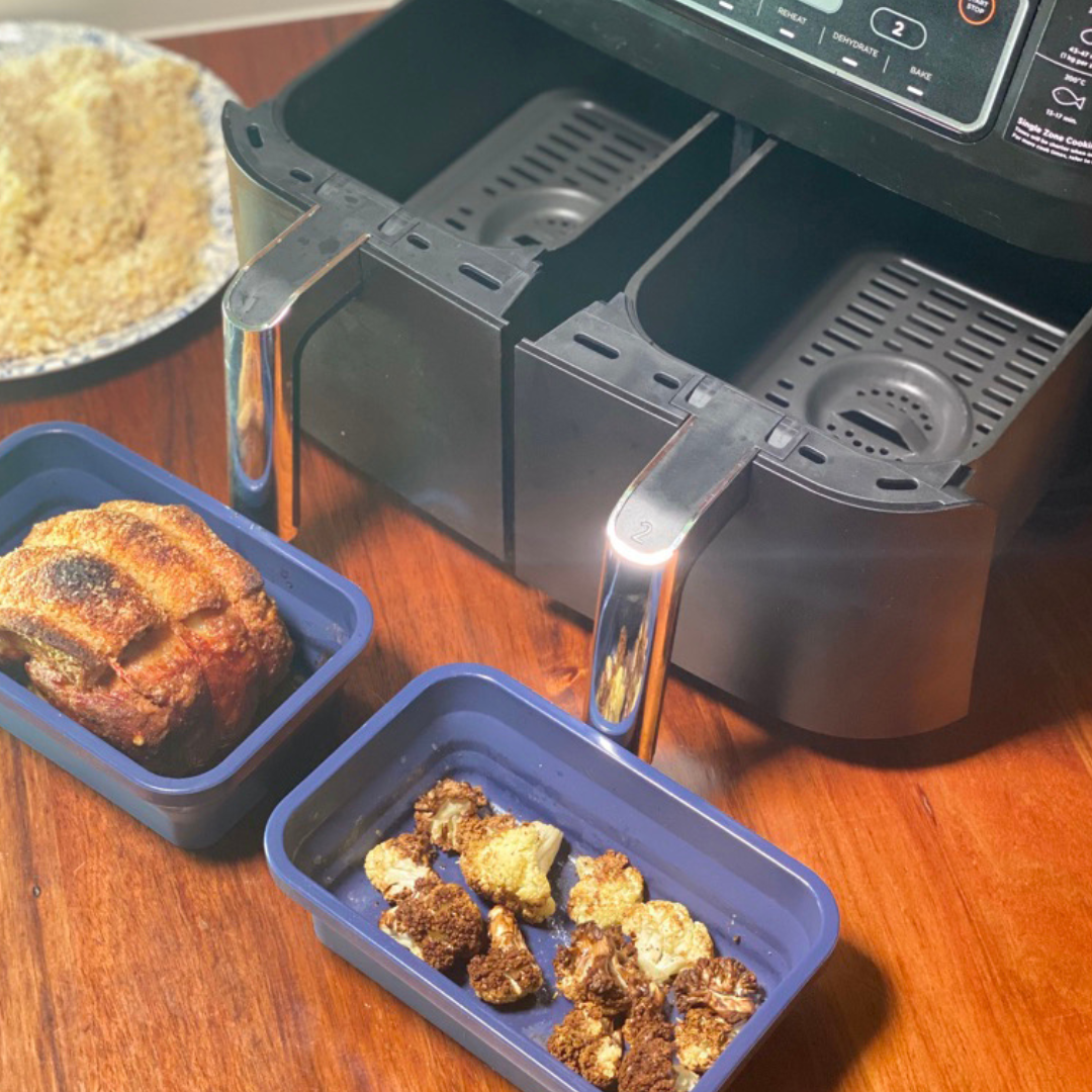 Starter Pack – Air Fryer dishes next to the air fryer